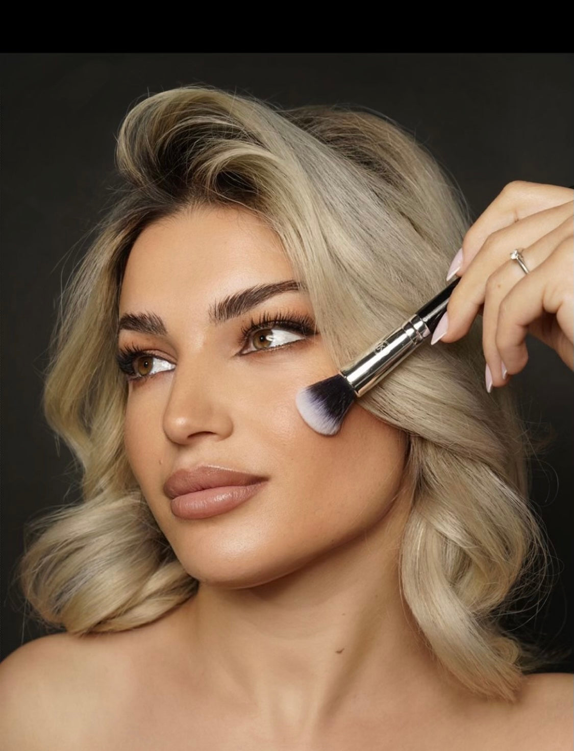 Moon Creations Gesichtsmalerei-Pinsel – Flach, Klein, Professionell, Einfach Zu Reinigen, Für Anfänger & Profis